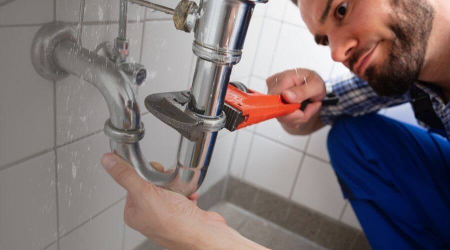 Professional same day plumber services in Frost, TX